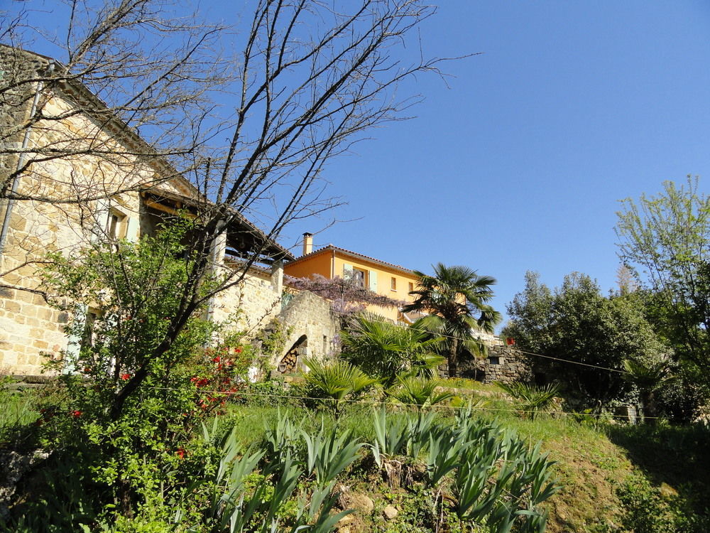 Chambre D'Hotes Au Creux Du Chambon Joyeuse Exteriör bild